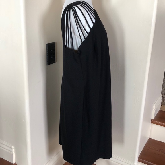 SALE! Gorgeous Plus Size Black Sleeveless Dress - Picture 2 of 6